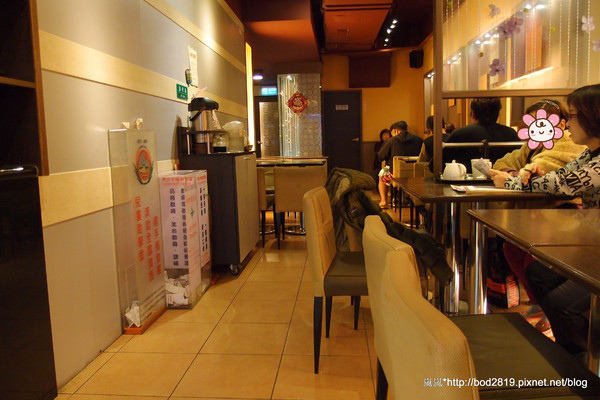丹堤咖啡(萬大店)：【台北萬華】丹堤咖啡－奶茶表現都還不錯