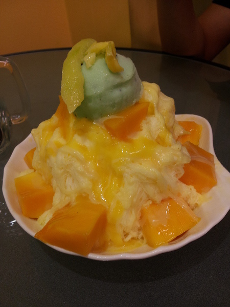 芒果好冰：【台中東海】芒果好冰－新鮮香甜芒果製成的甜蜜蜜冰品